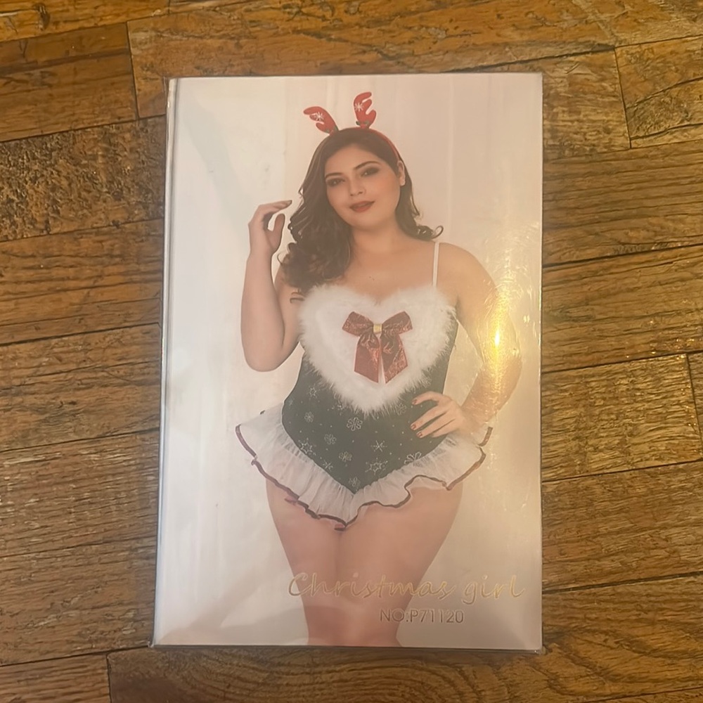 Christmas Girl Green and White Lingerie Set